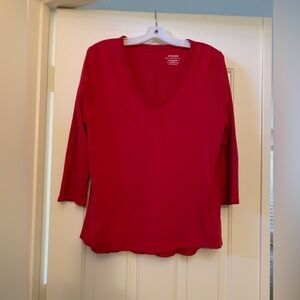 Chico’s Women's Red V-Neck Seam Forward Top size 2(L-12).
